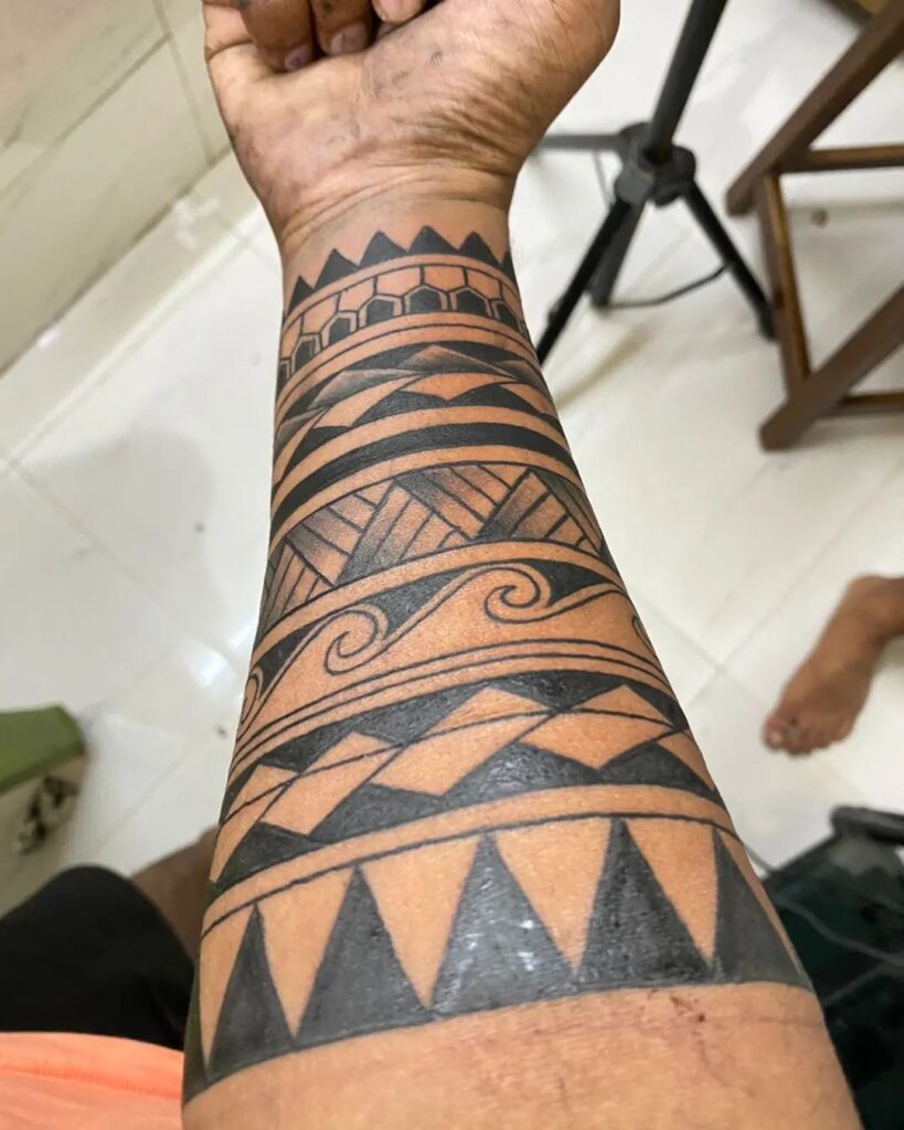 Custom Tattoos, Minimalist Tattoos, Portrait Tattoos, Traditional Tattoos, Tribal Tattoos, Geometric Tattoos, Script Tattoos, Watercolor Tattoos, Cover-Up Tattoos, Abstract Tattoos
