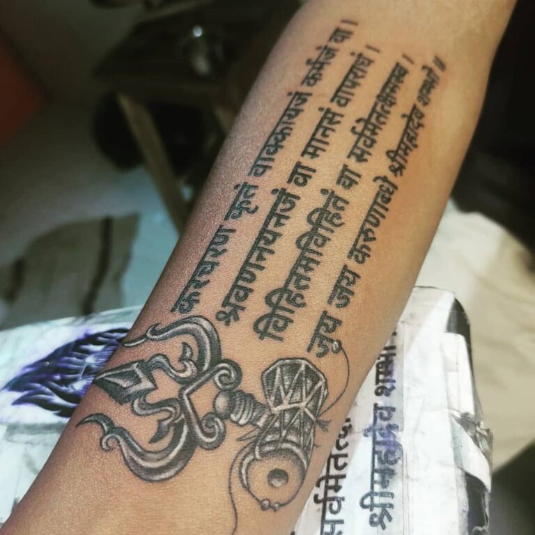 Custom Tattoos, Minimalist Tattoos, Portrait Tattoos, Traditional Tattoos, Tribal Tattoos, Geometric Tattoos, Script Tattoos, Watercolor Tattoos, Cover-Up Tattoos, Abstract Tattoos